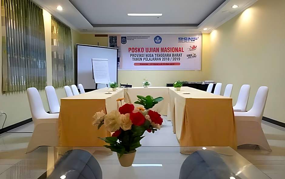 Grand Madani Hotel Syariah