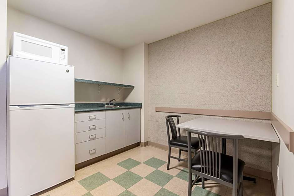 Residence & Conference Centre - Hamilton