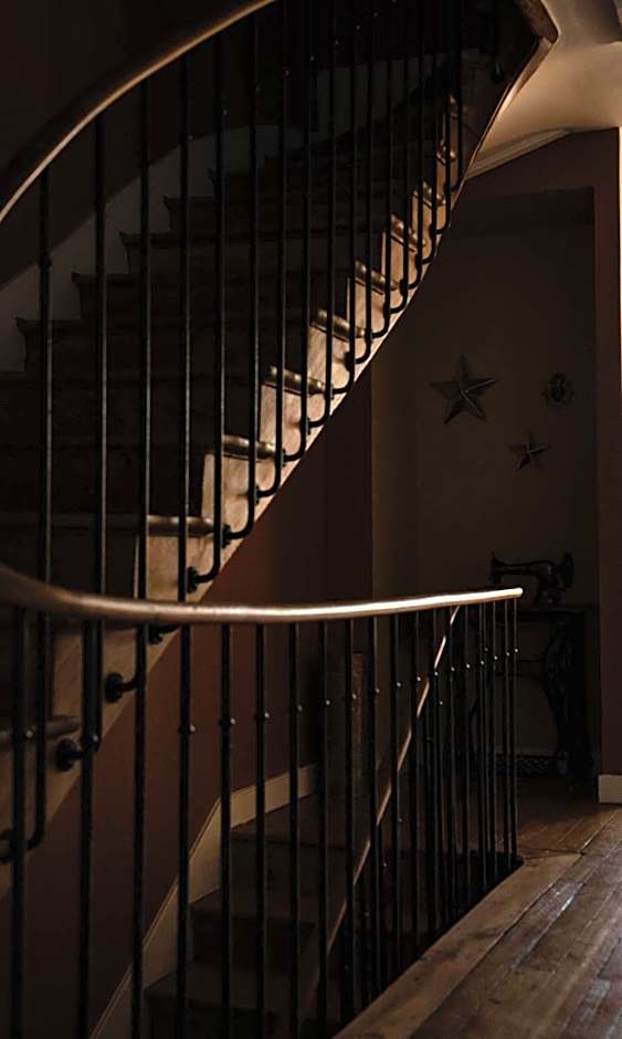 Chambres au coeur du quartier historique - Maison Alternativi