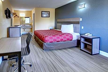 1 Double Bed Nonsmoking