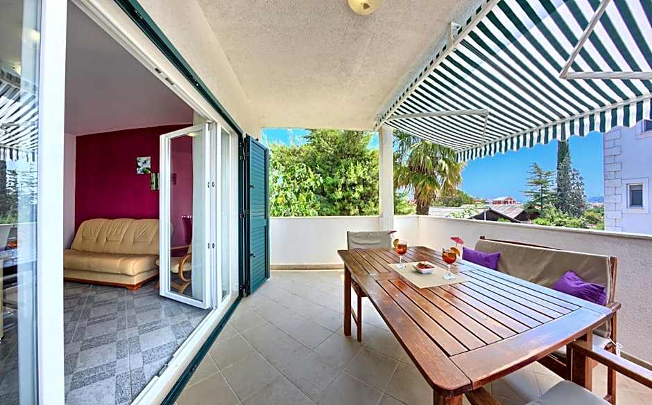 Apartments CVITA Holiday