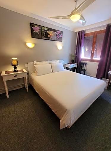 Hotel les Glycines