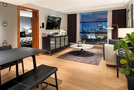 One-Bedroom Penthouse Suite