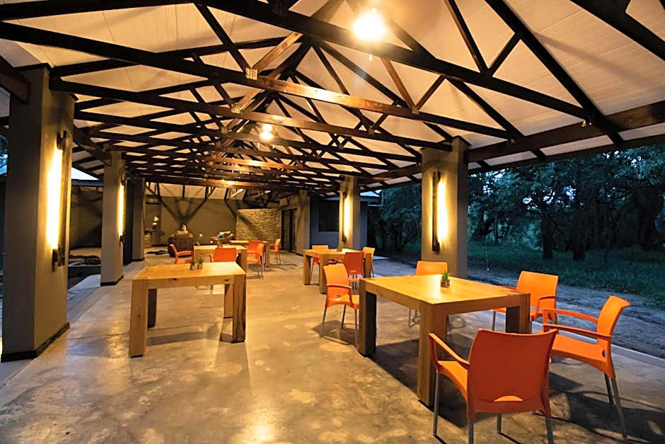 Little Africa Safari Lodge