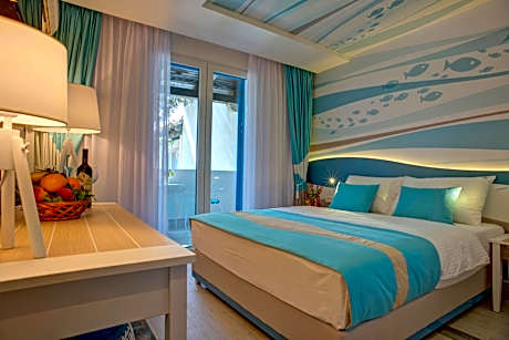 Double or Twin Room with Balcony