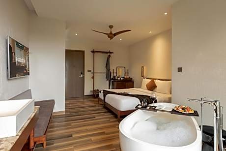 Deluxe Bungalow