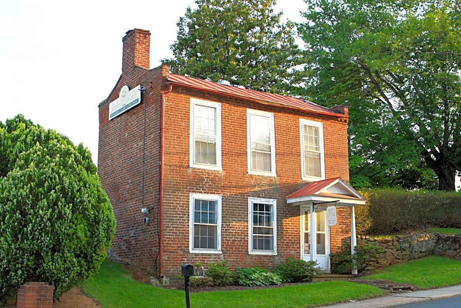 The Lafayette Inn & Restaurant