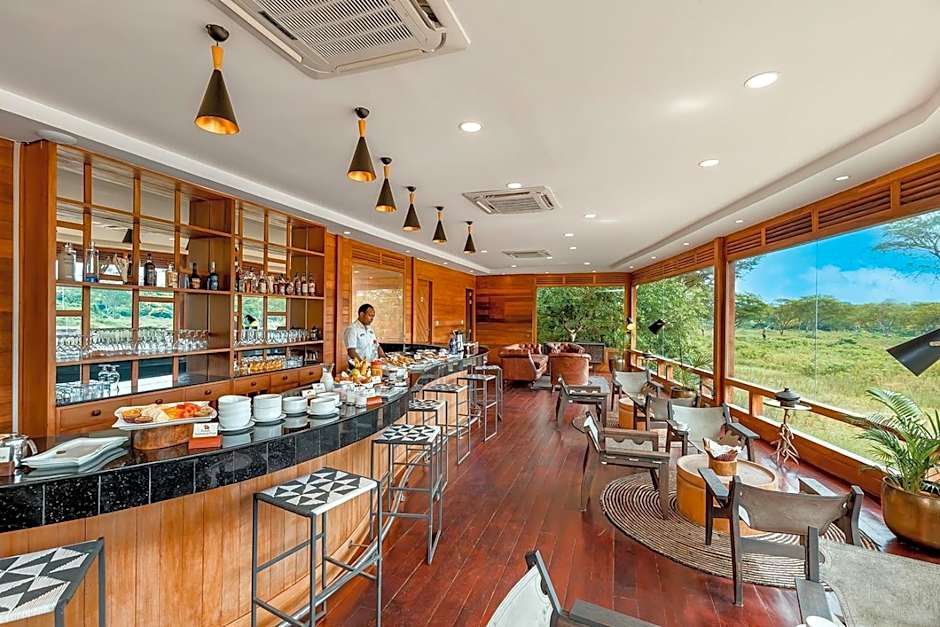 Chobe Safari Lodge-East Africa Uganda