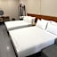 Achcha hotel - itsaraphap MRT station - Wat Arun