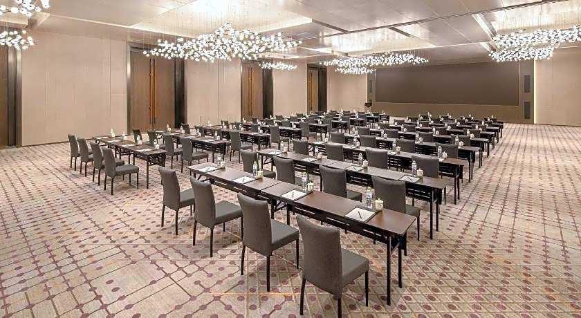Crowne Plaza Qingdao Jinshui By IHG