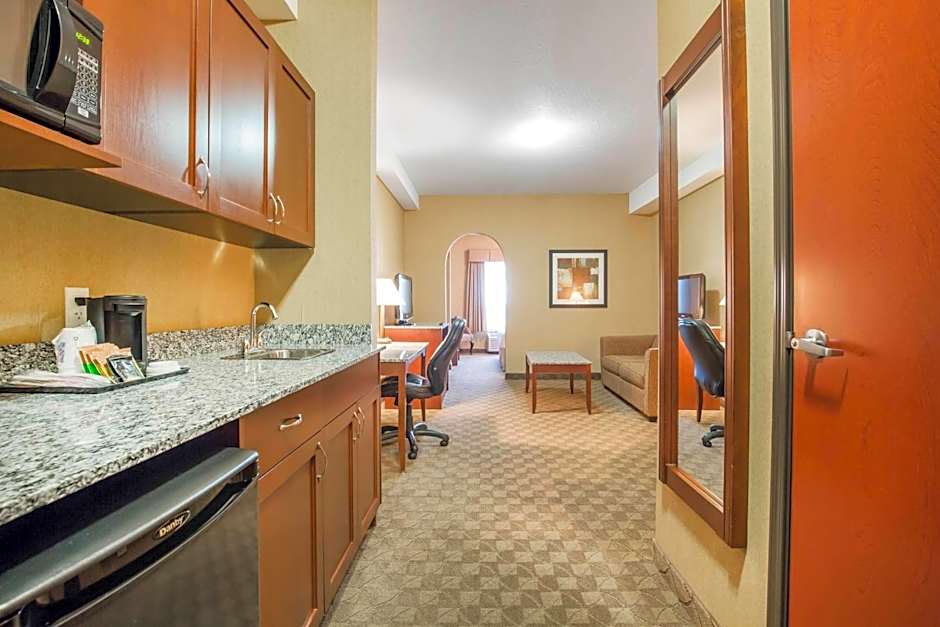 Comfort Inn & Suites Airdrie