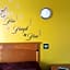 Deluxe Motel, Los Angeles Area