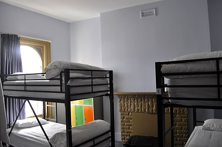 Backpackers Imperial Hotel