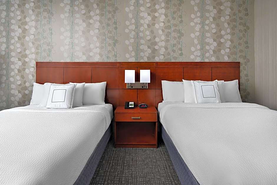 Courtyard by Marriott Raleigh North/Triangle Town Center