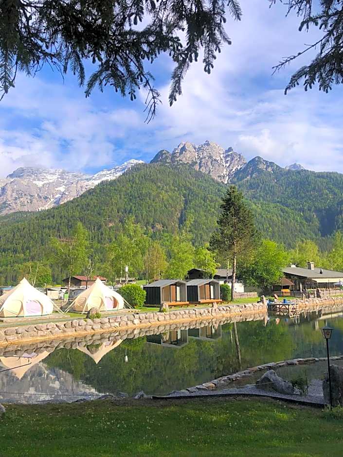 Camping & Ferienunterkünfte Steinplatte