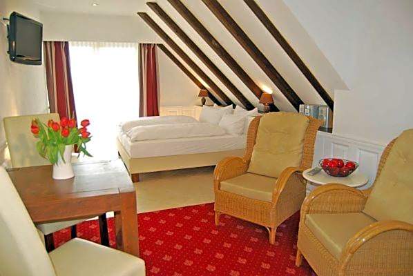 Wohlfühlhotel Hörn van Diek Garni mit Schwimmbad