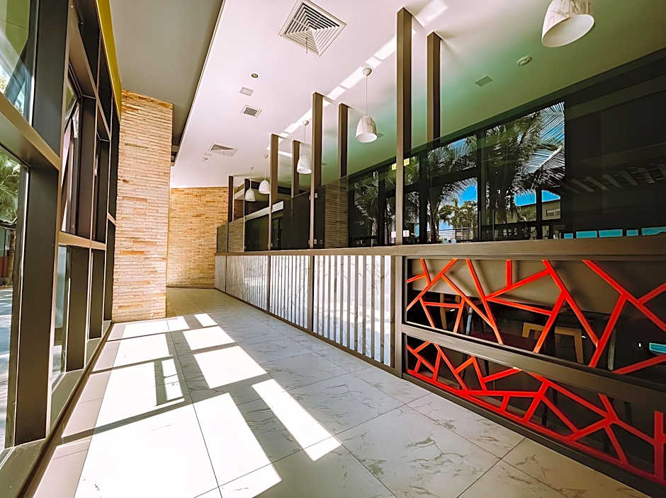 Arthitaya Green Nature Hotel & Lakkhana Poolside Resort