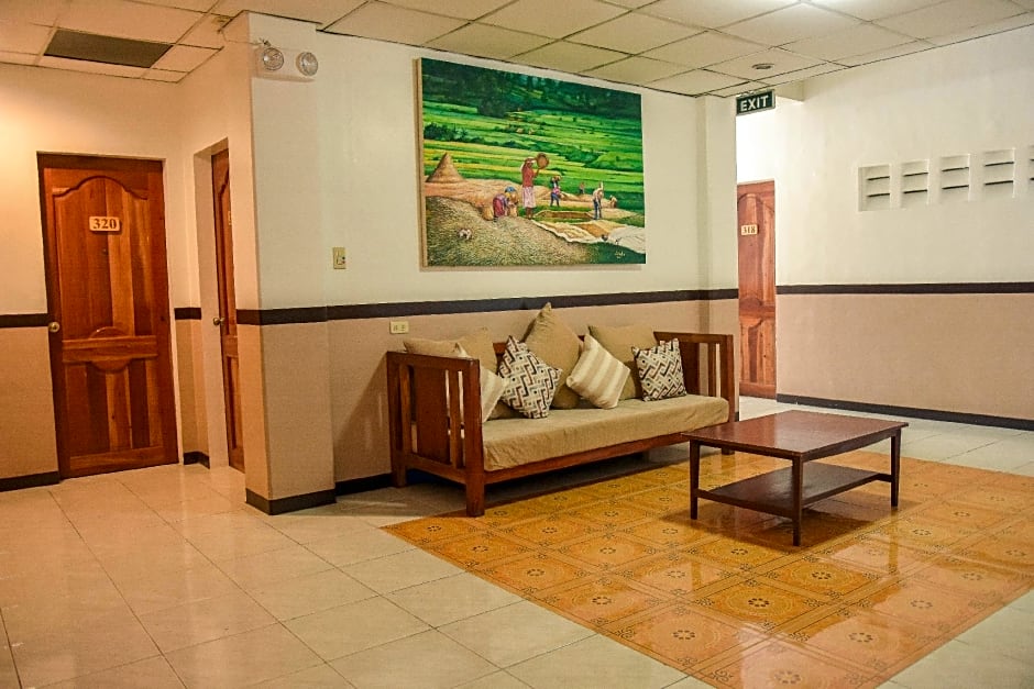 Tiptop Tower Suite Inn