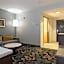 DoubleTree By Hilton Hotel Savannah Airport