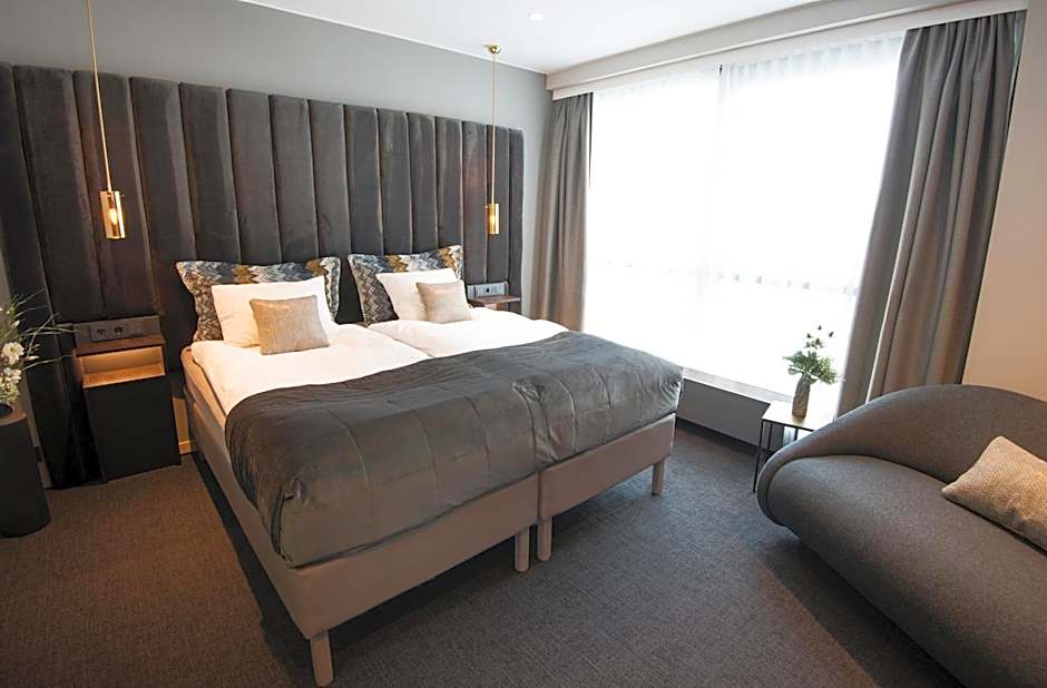 B14 Apartments & Rooms