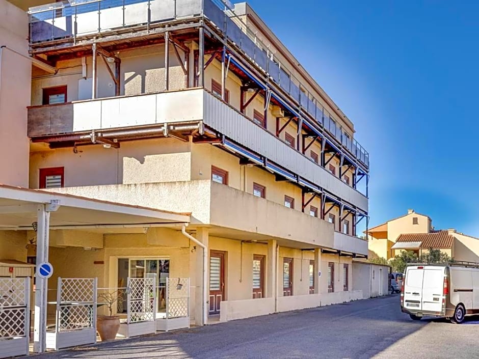 Rev'Hotel
