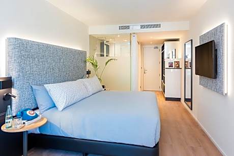 The Innside Room with City View