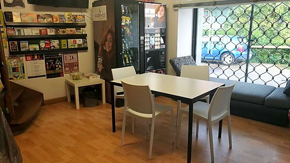 H2O Hostel