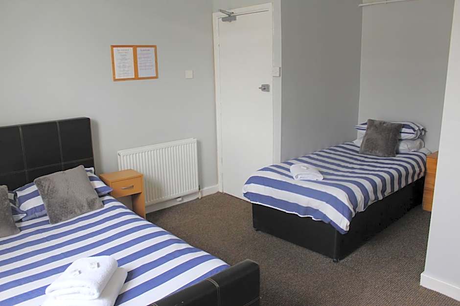 The Vale Apart Hotel