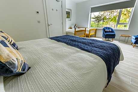 Family Room with Mountain View