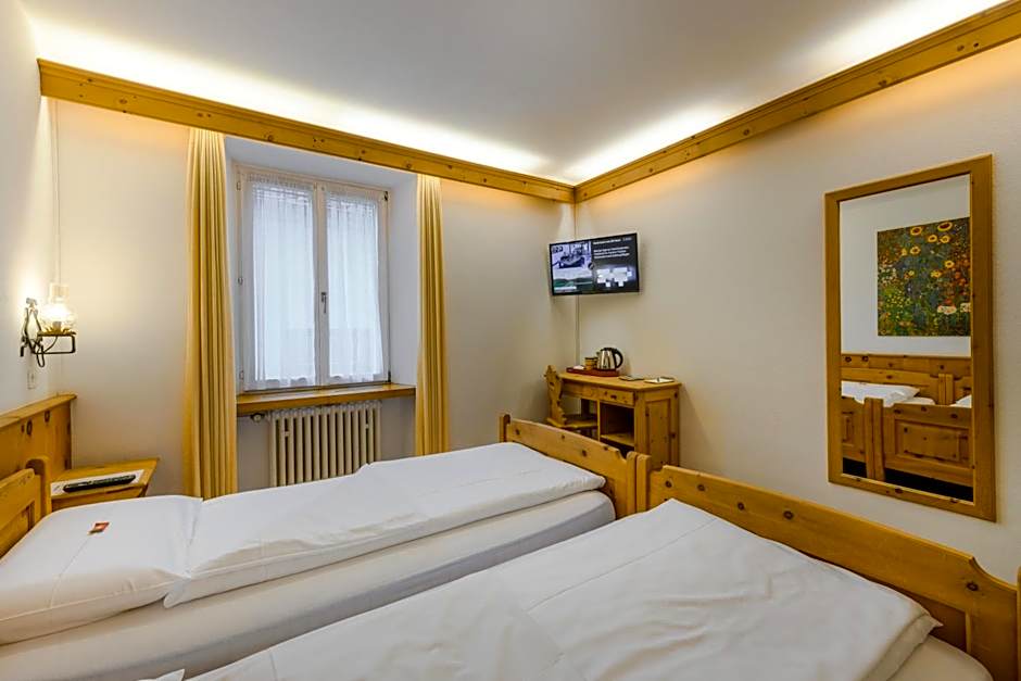 Poschiavo Suisse Hotel