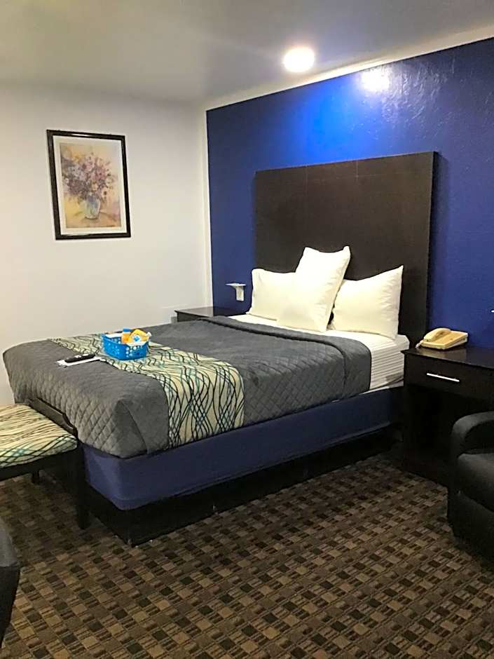 Budget Inn & Suites