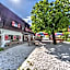 Wirtshaus und Pension Hocheck