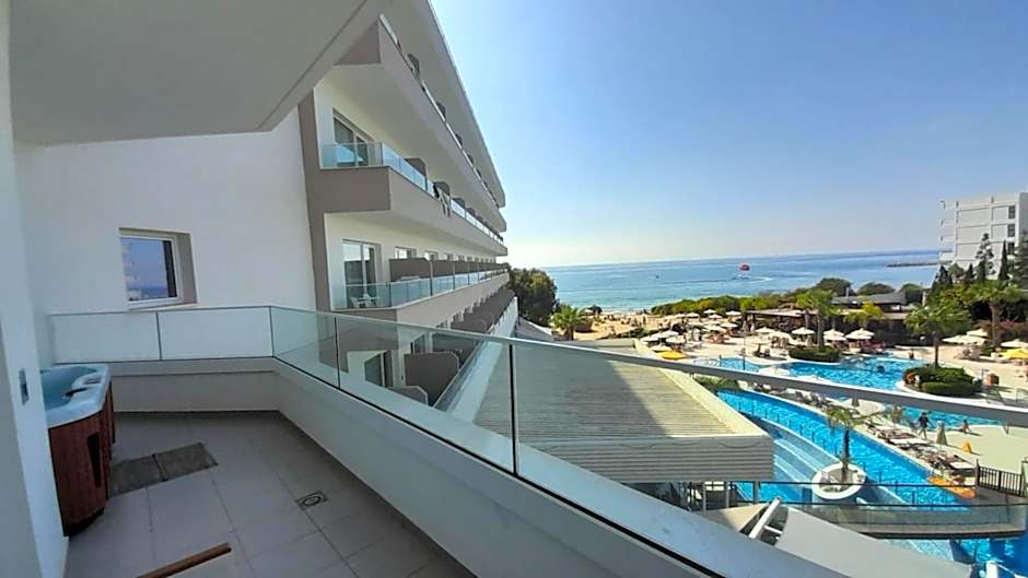 Melissi Beach Hotel & Spa