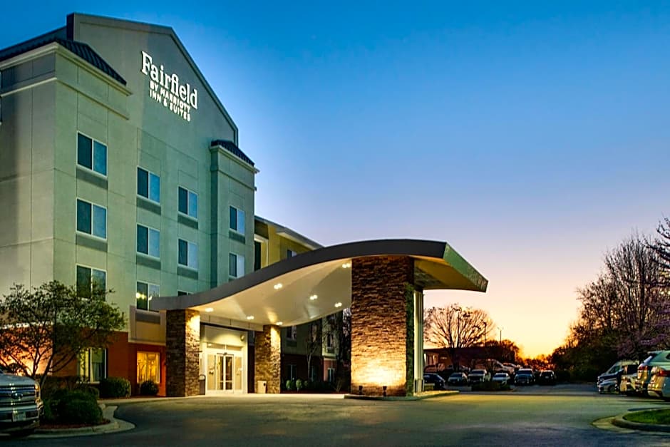 Fairfield Inn & Suites by Marriott Greensboro Wendover