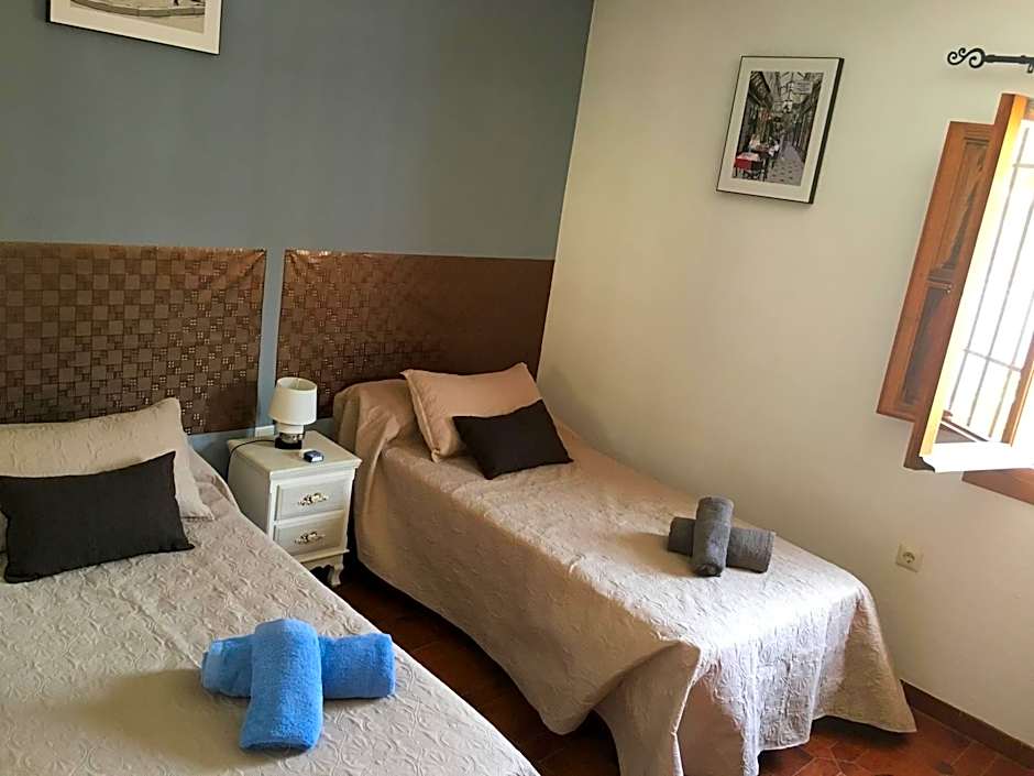 Casa Rural Paloma B&B