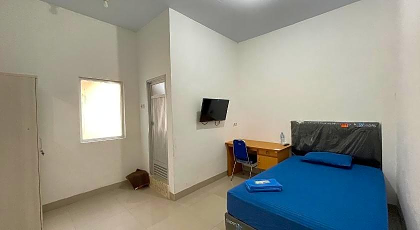 Hotel O Penginapan Musafir Syariah Near Paramount Woman & Childern's Hospital