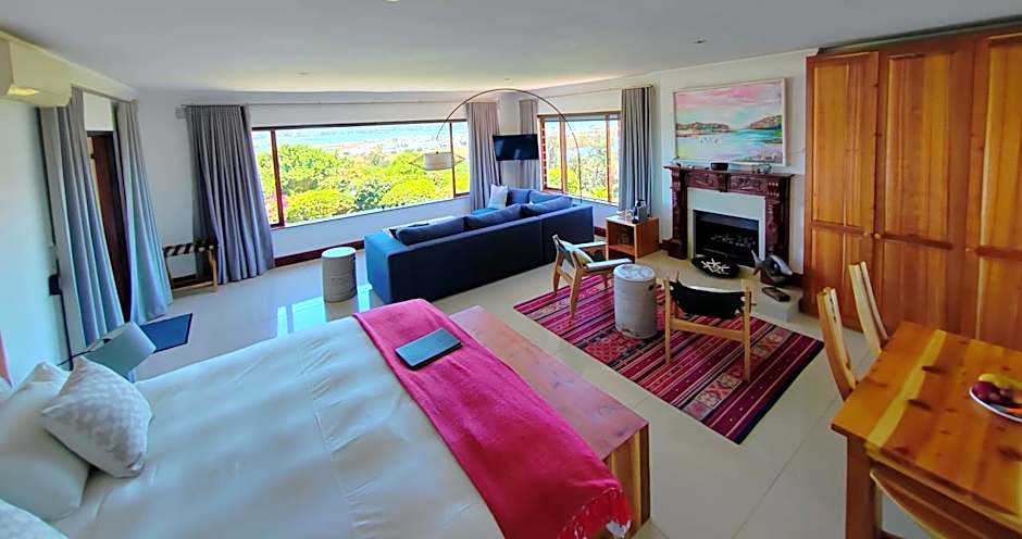 Candlewood Lodge
