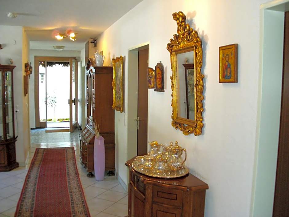 Hotel Rheingold Garni