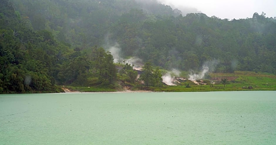 Four Points by Sheraton Manado