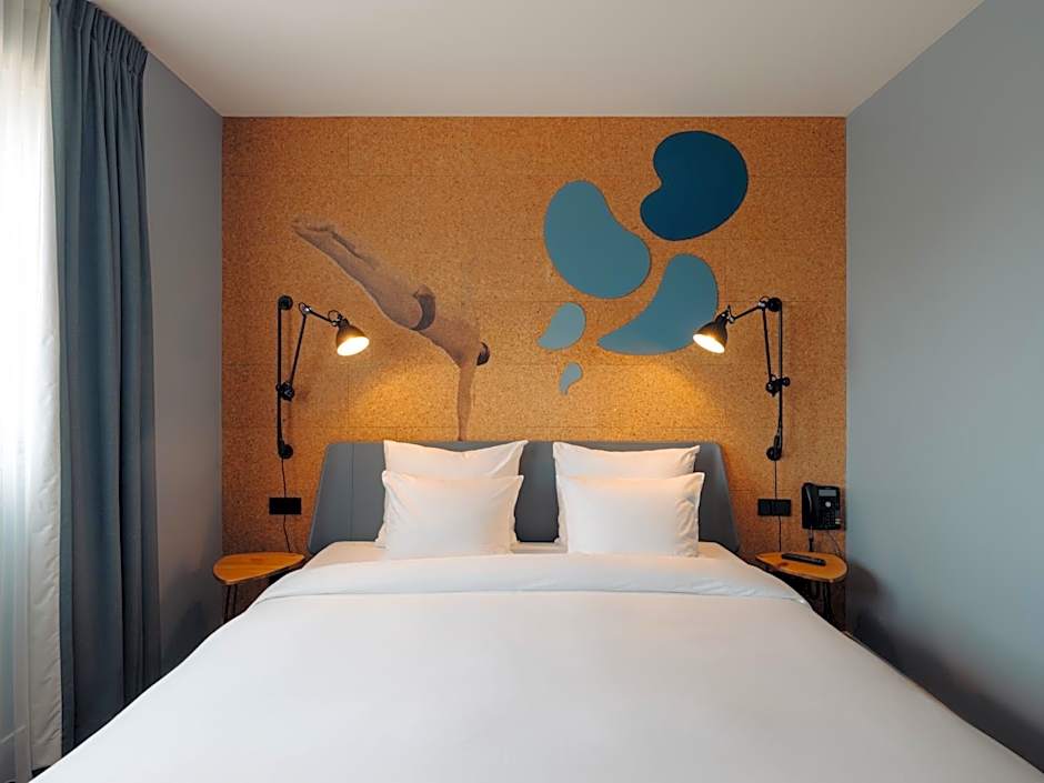 Conscious Hotel Amsterdam City - The Tire Station