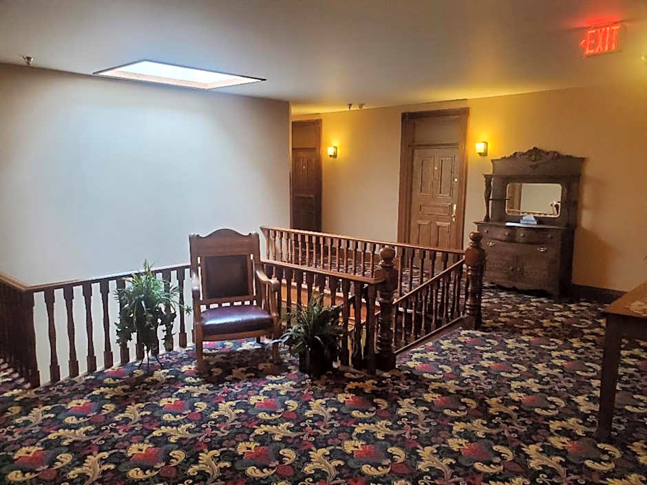 Historic Bullock Hotel