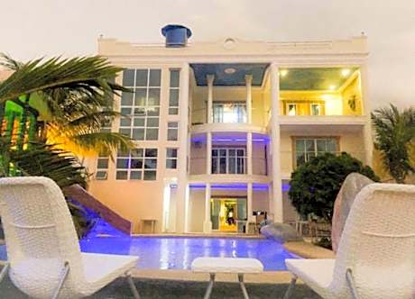 Estrella Del Mar Resort & Restaurant