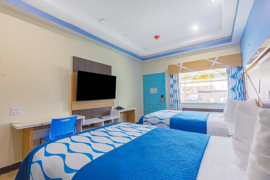 La Vyoma Villas, Westpark Hwy 6
