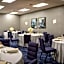 Courtyard by Marriott Chicago Downtown/River North