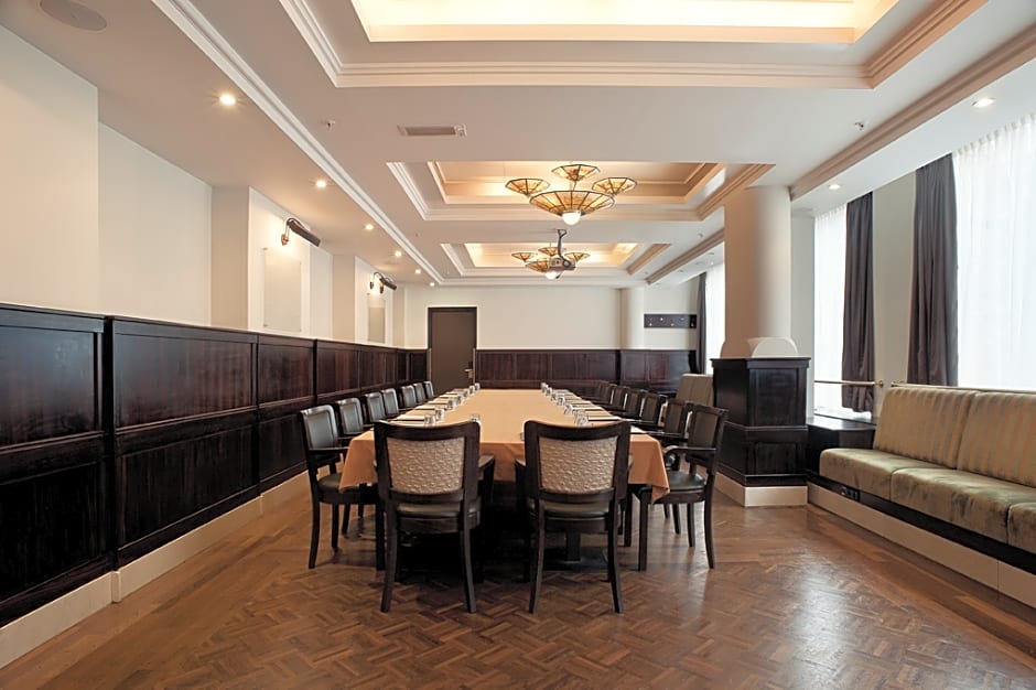 Clayton Hotel Amsterdam American