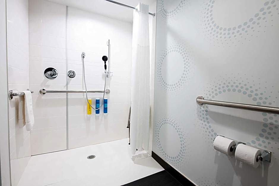 Tru by Hilton Lewisville Vista Ridge Mall