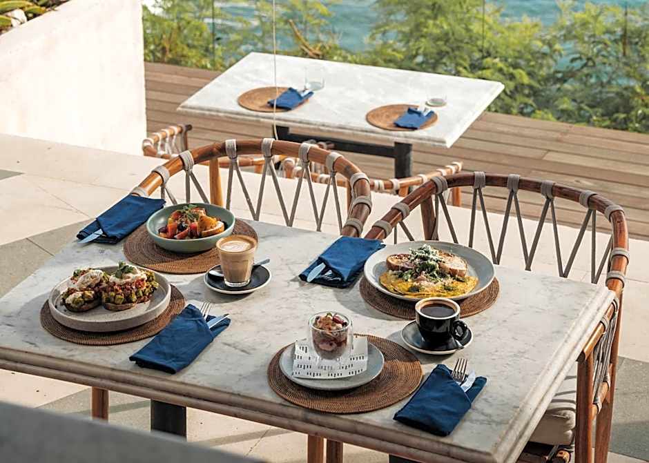 Ulu Cliffhouse - Adults Only
