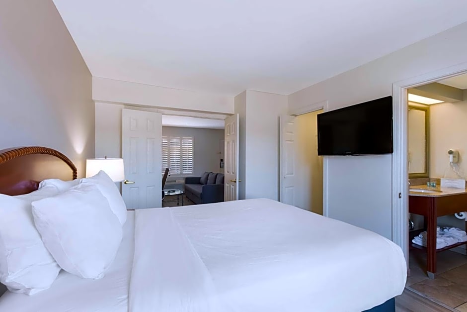 SureStay Plus Hotel by Best Western Tempe University