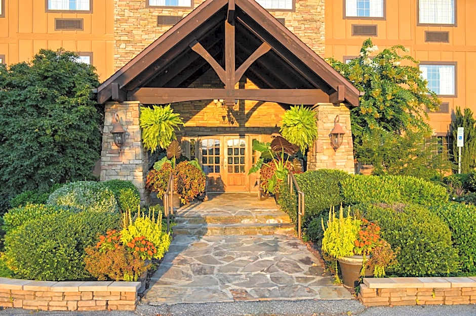 The Lodge at Flat Rock