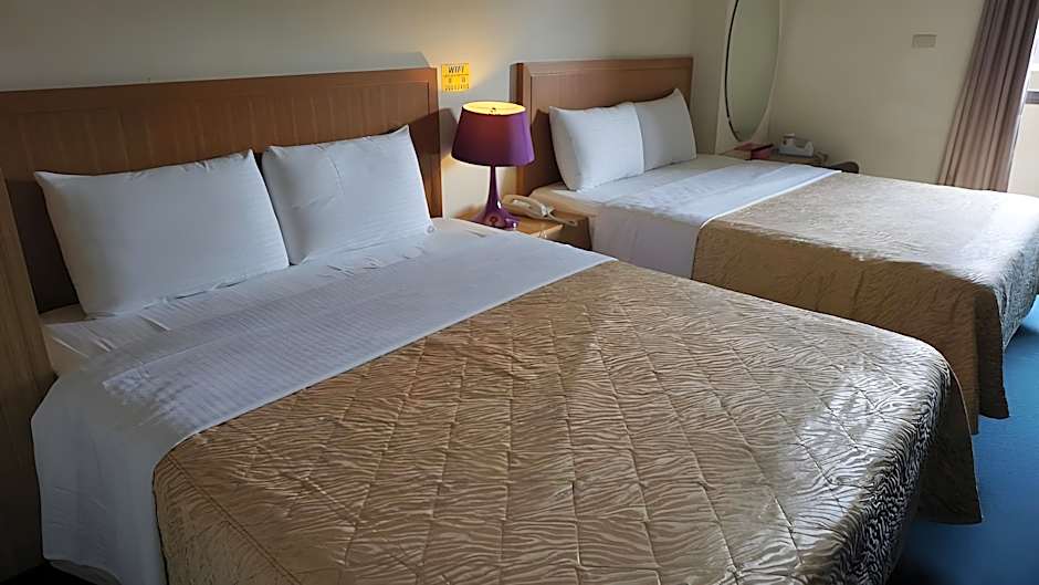 Chian Huei Business Hotel